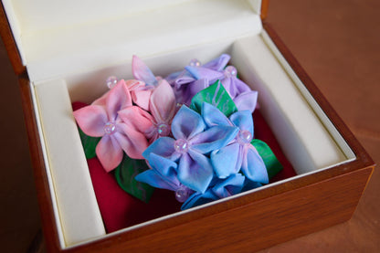 Presilha de cabelo Hortência Sussurante