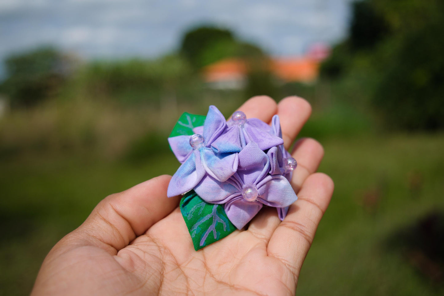 Presilha de cabelo Hortência Sussurante