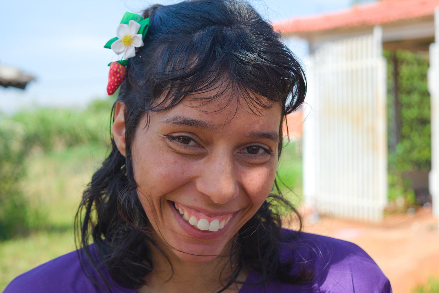 Morango Encantado: Não Coma (Presilha de cabelo com aroma de morango)